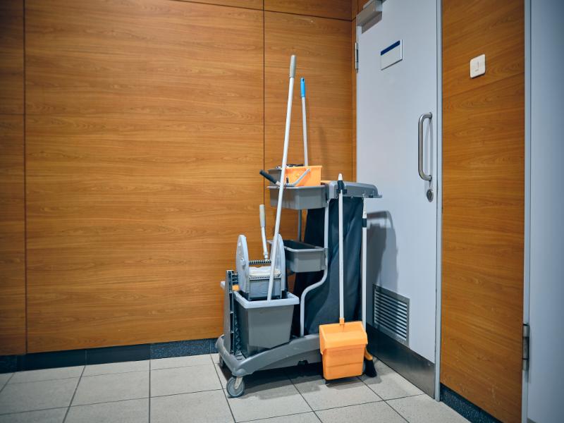 What Are The Advantages Of Hiring Janitorial Services Near Me?