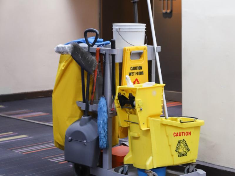 4 Non-Negotiable Janitorial Services Your Contract Must Include